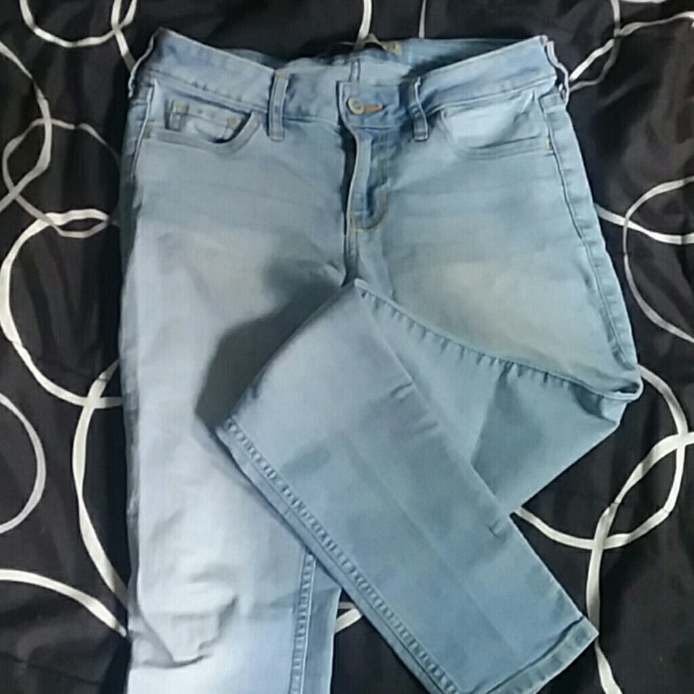Hollister Jeans!!!